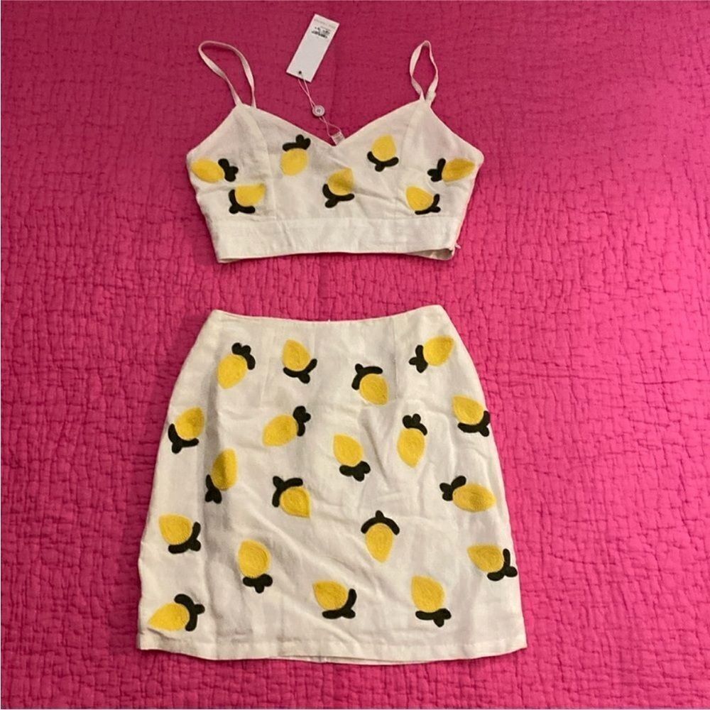 NWT Red Carter White and Yellow Lemon Skirt Set, XS